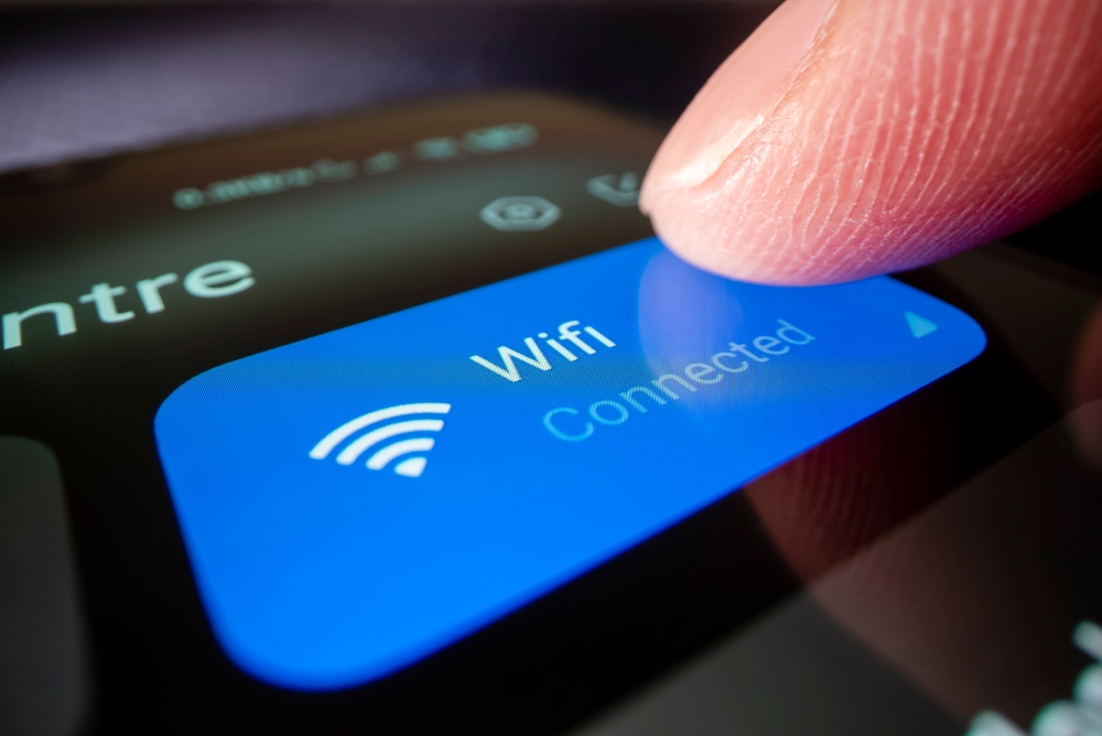 bouton de connexion au wifi pour illustrer wifi hotel paris et hotel wifi gratuit